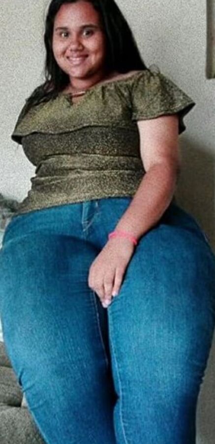Huge booty latin bbw pear Alle