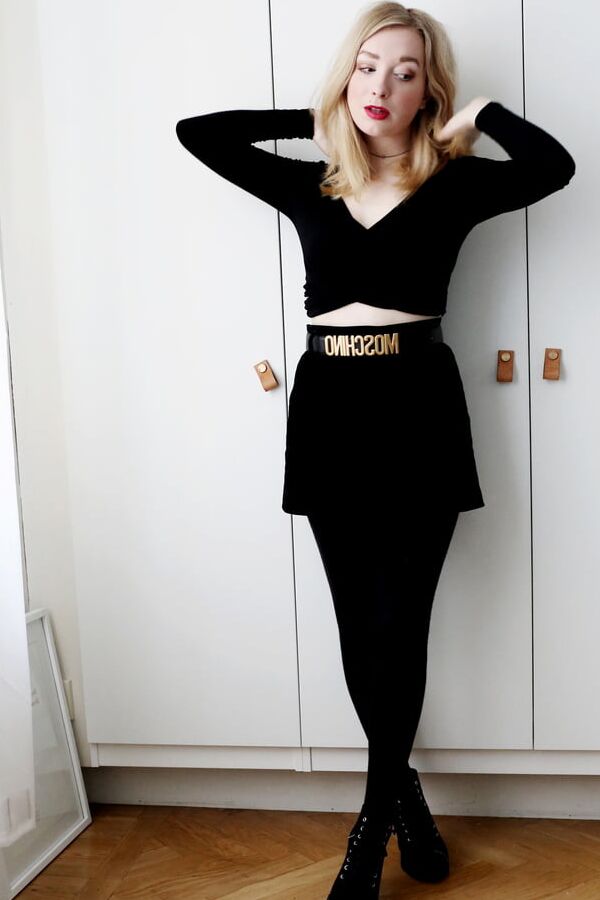 Cute Blonde GF in Tights (Pantyhose)