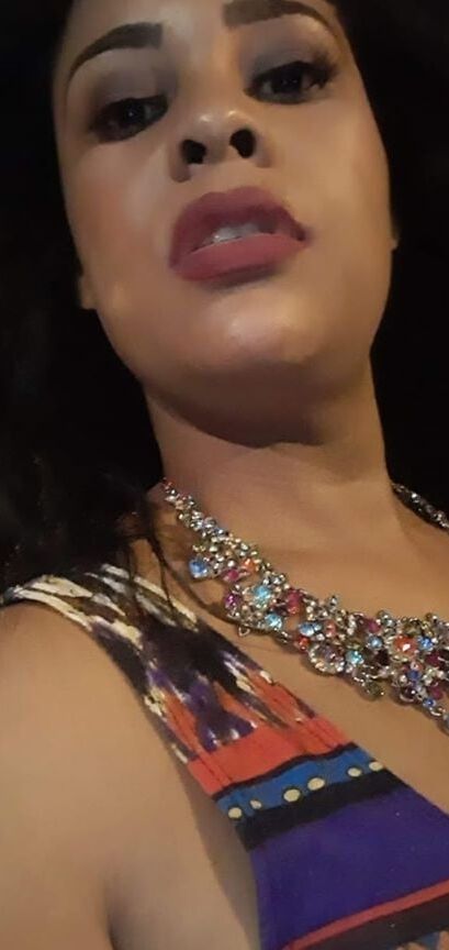 gaby flores culona caderas grandes
