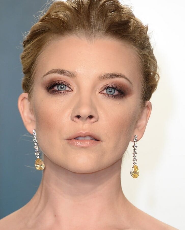 Sexy Natalie Dormer - VF Oscars Party &;
