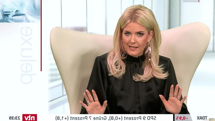 Jennifer Knaeble - ntv Deluxe