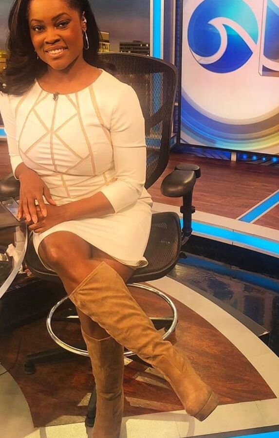 Female Celebrity Boots &amp; Leather - Anita Blanton