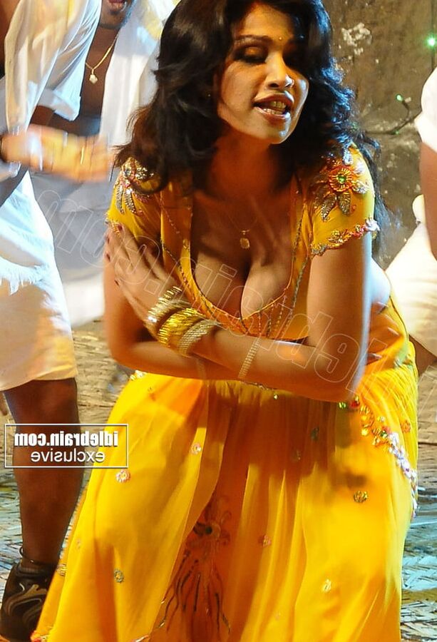 ASHA SAINI