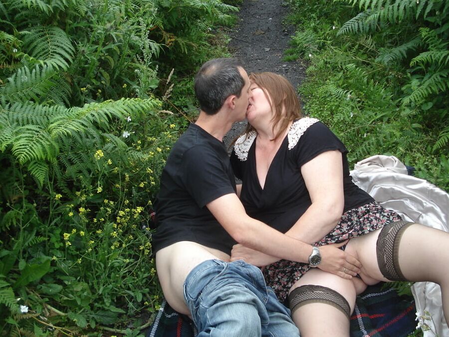 Granny Clare loves dogging fun