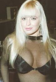 Famous Wife - Jazella Moore