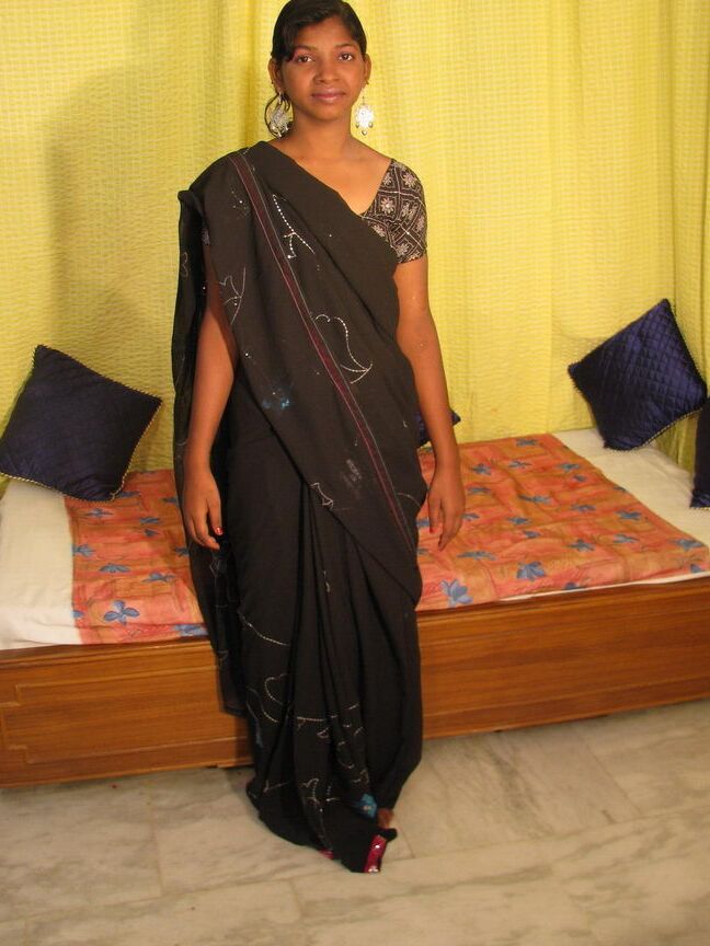 Indian girl FaceTime