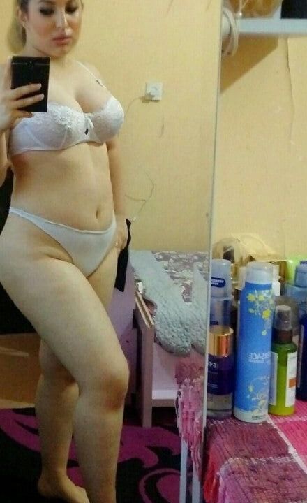 Sexy MILF with Big tits