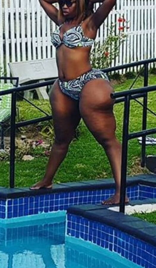 Lil juicy big booty mega wide shethick slim bbw pear