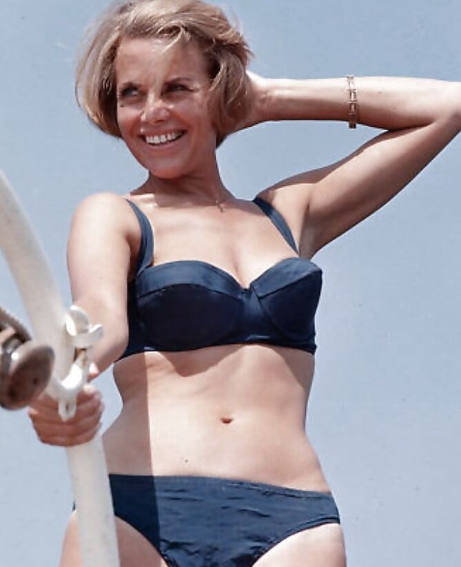 Honor Blackman