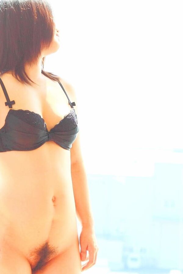 Japanese amateur wife