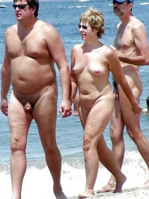 COUPLES NAKED