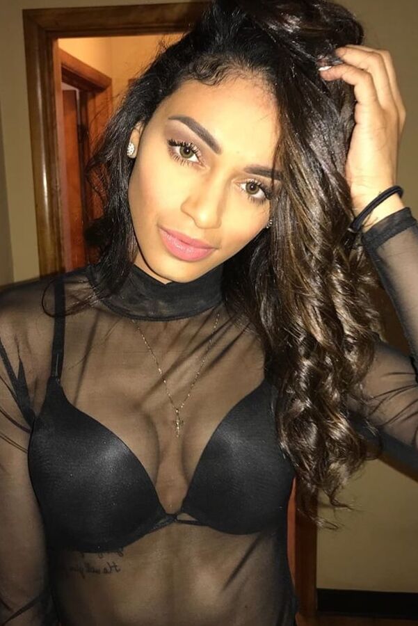 Chelle Johnson College Basketball Player