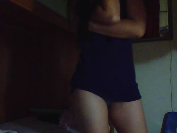 Thai Woman Peeing