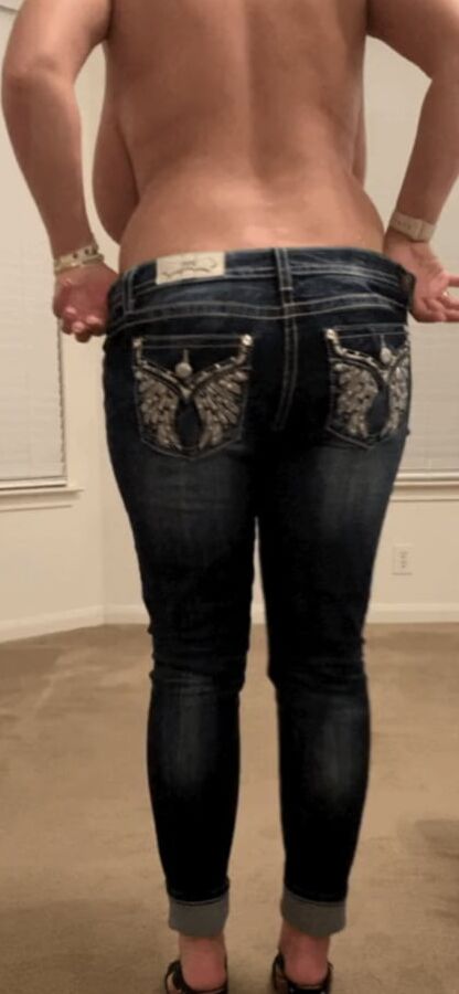Shy Soccer MILF With Giant Boobs Curvy Body And Tight Ass