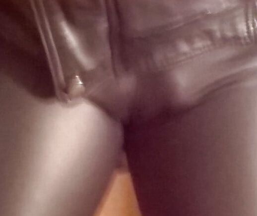 Leather cameltoe
