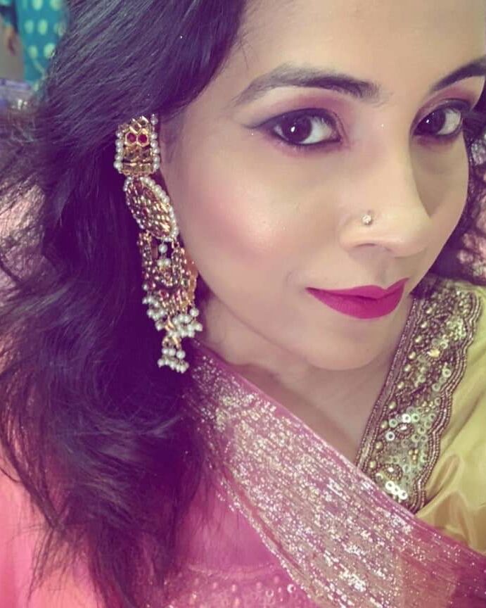 HOT AUNTY .
