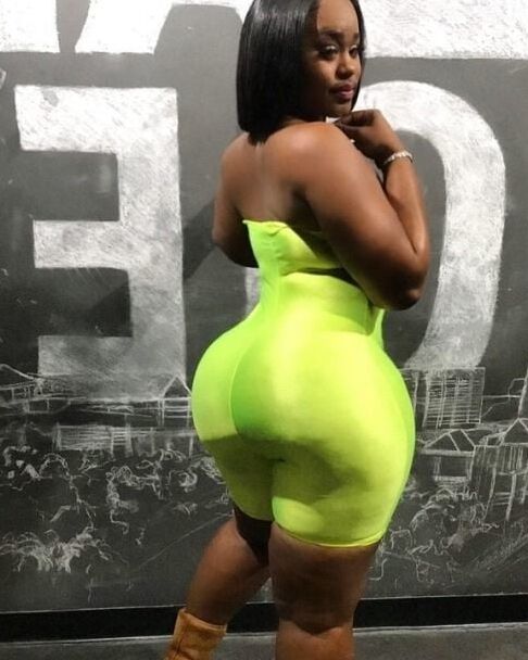 bigbootyebony