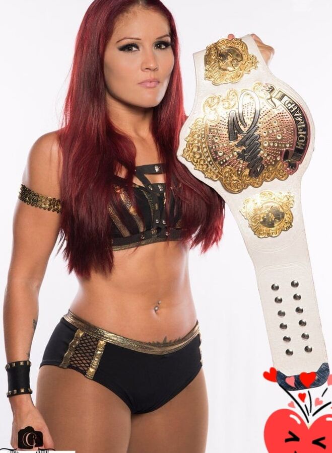 Evelisse velez catcheuse lucha underground