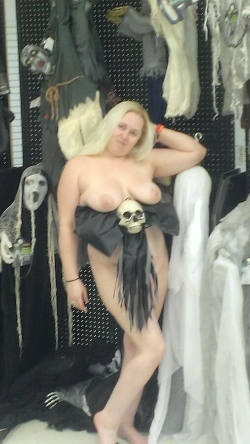TN-Hotwife