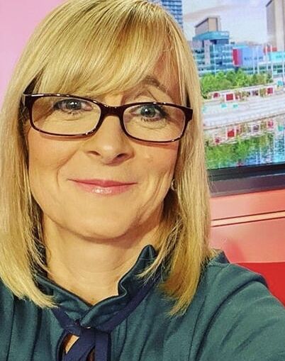 Todays Wank Target..Louise Minchin Loves To Watch Us Wank