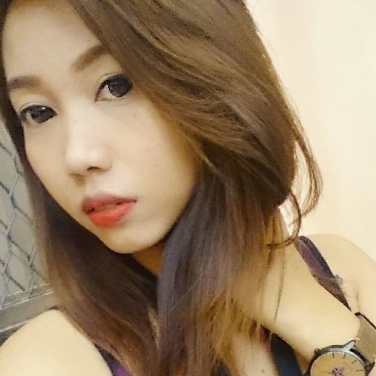 bitch that loves red
