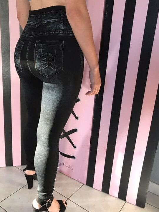Pour vendre leurs leggings, elles montrent leurs culs