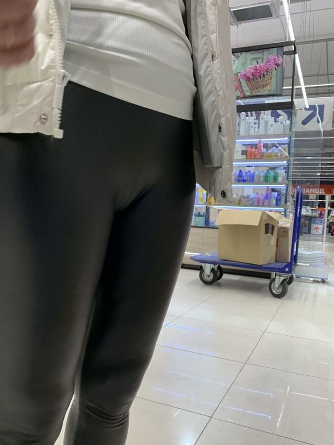 Good ass &amp; cameltoe
