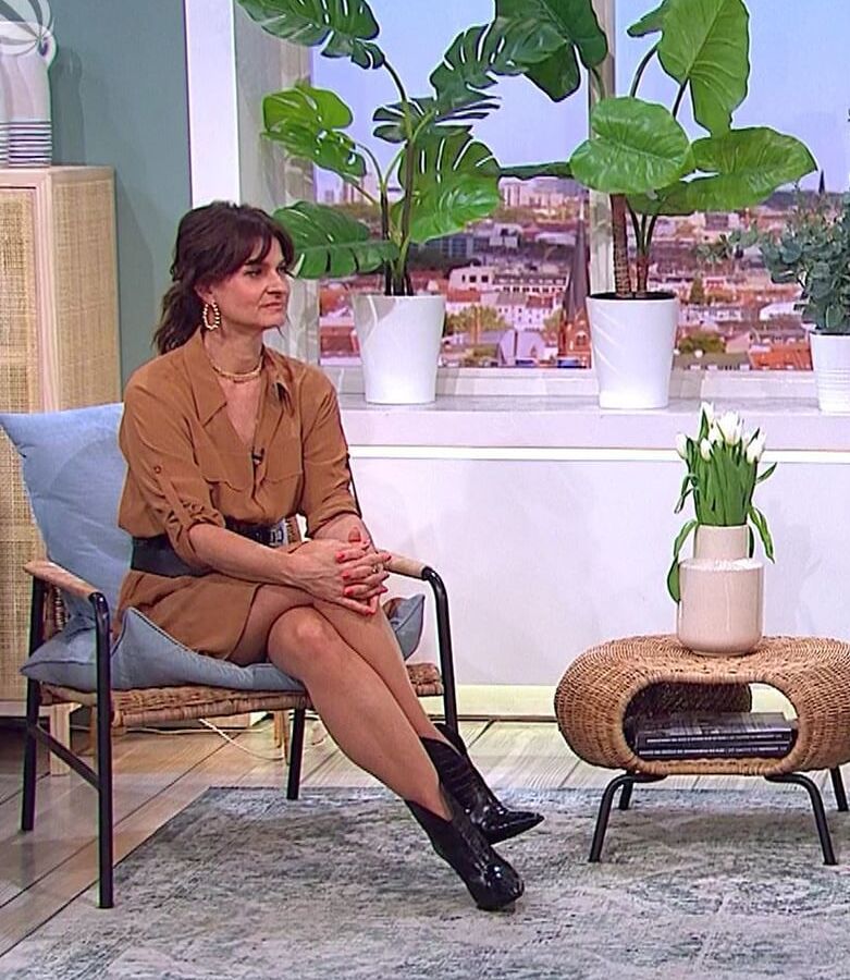 ドイツのテレビ熟女マレーネ・ルーフェン