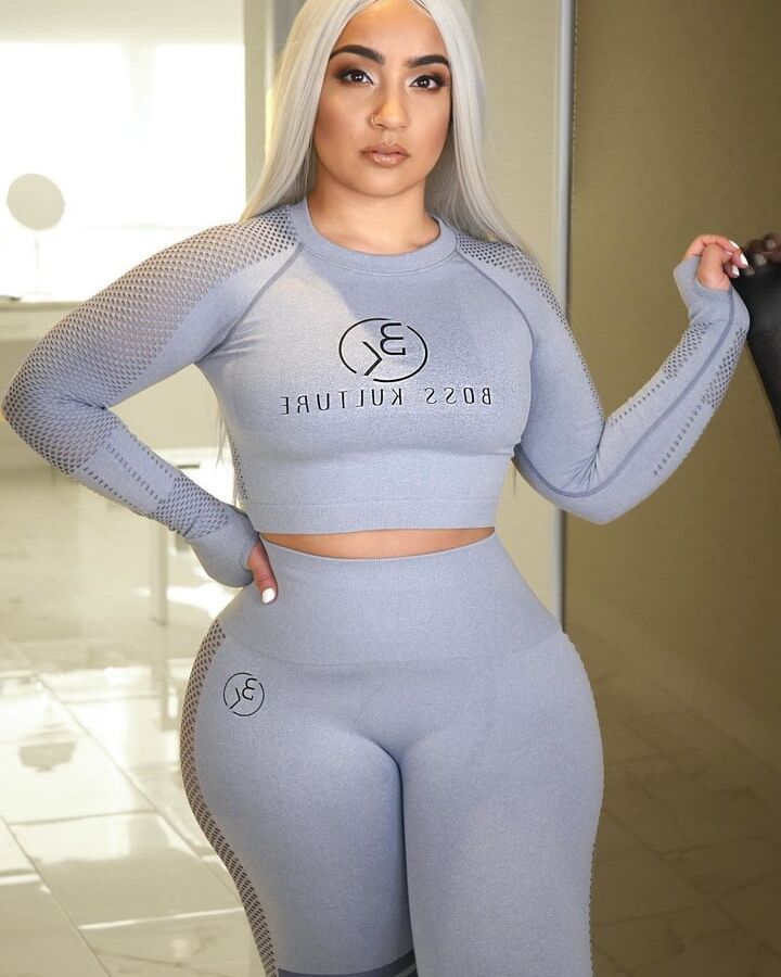 curvy ladies