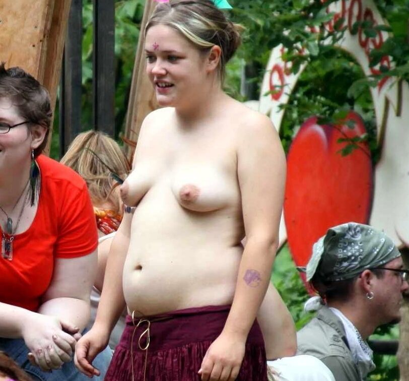 Bbw mix (Young with small tits)