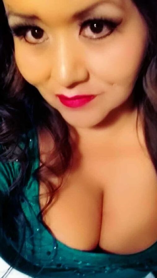 Slutty cum face (Andrea Aaliyah Wilson) A Facebook fuck toy