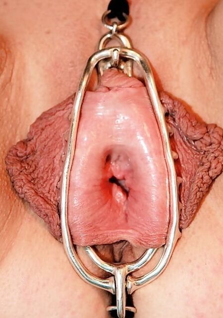 Women &amp; BDSM