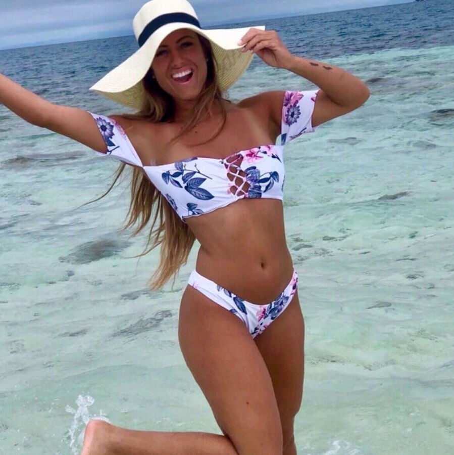 SEXY And Preppy Massachusett Girls
