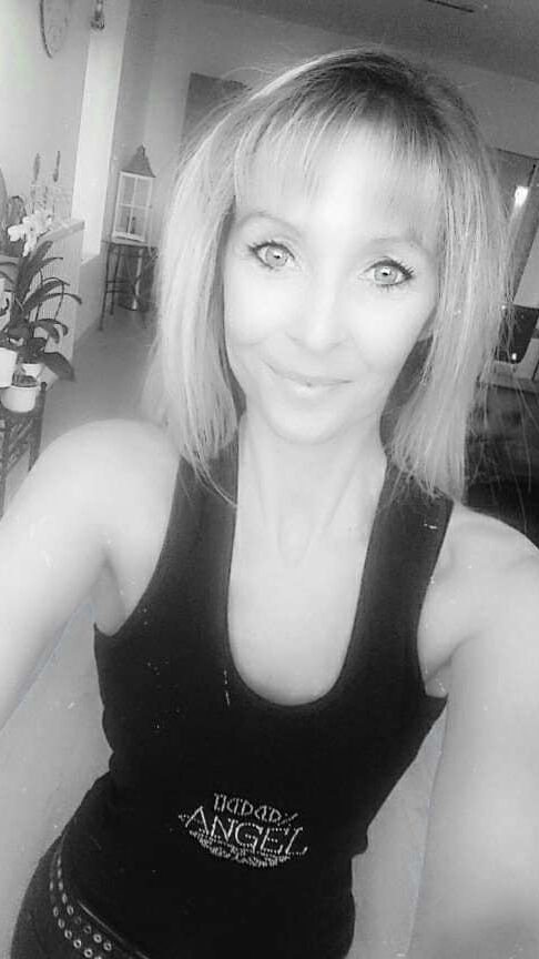 Nathalie, french MILF