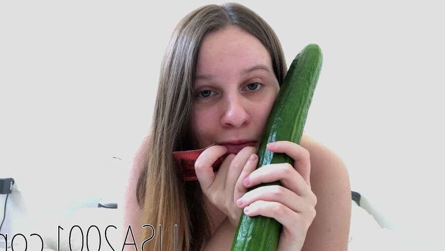 Lisa Gurke in Teen Pussy! :) Mein geilstes Video im Bild