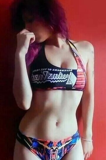 Heavy Metal hotties