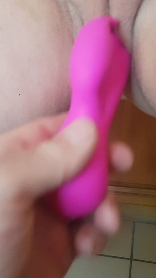 Girlfriend dildo play