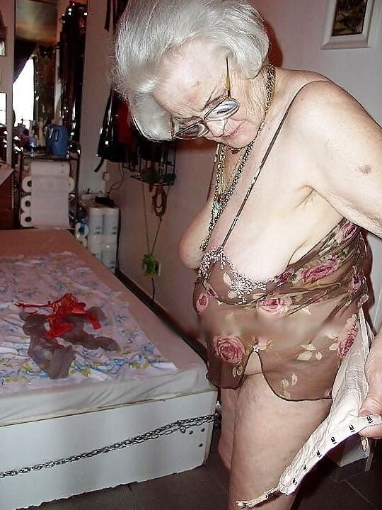 Gilf with nice pussy
