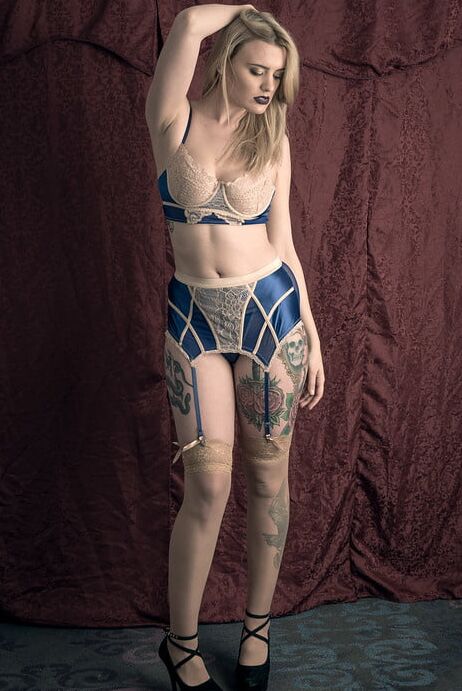 inked babe