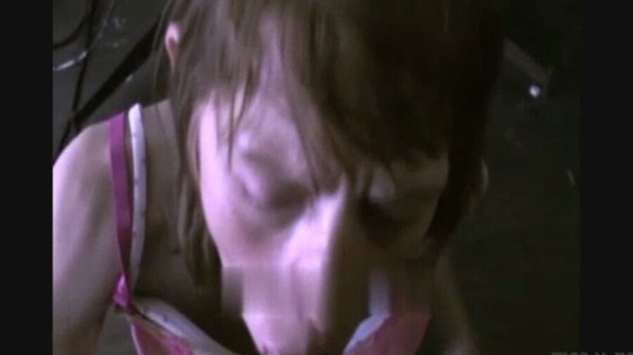 Amy A Homeless Girl Sucking Dick In An Abounded House