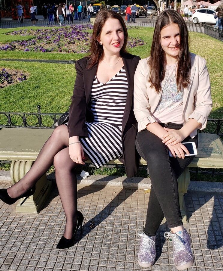 Jew Wife in Pantyhose