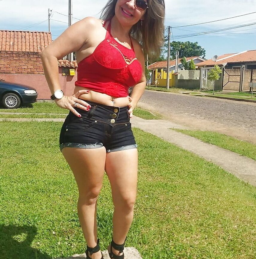 Latina matures