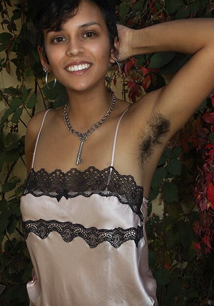 Sexy natural pits, hot ladies