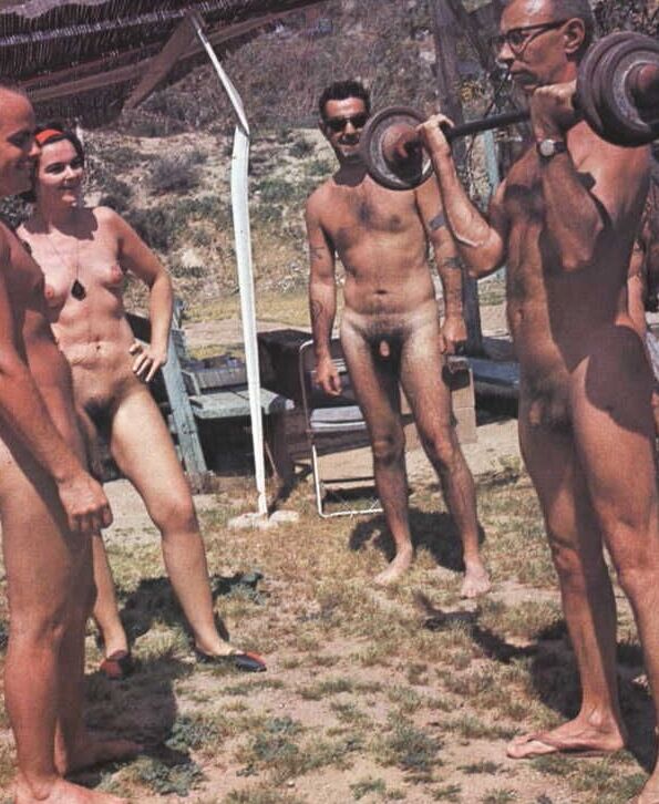 COUPLES NAKED
