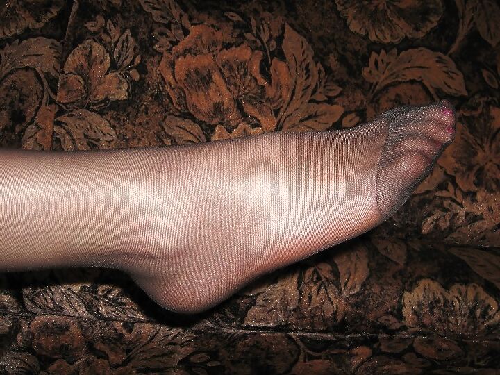 Piedi moglie e suocera mmmm