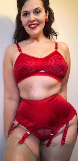 Miss Betty Vintage lingery non nude