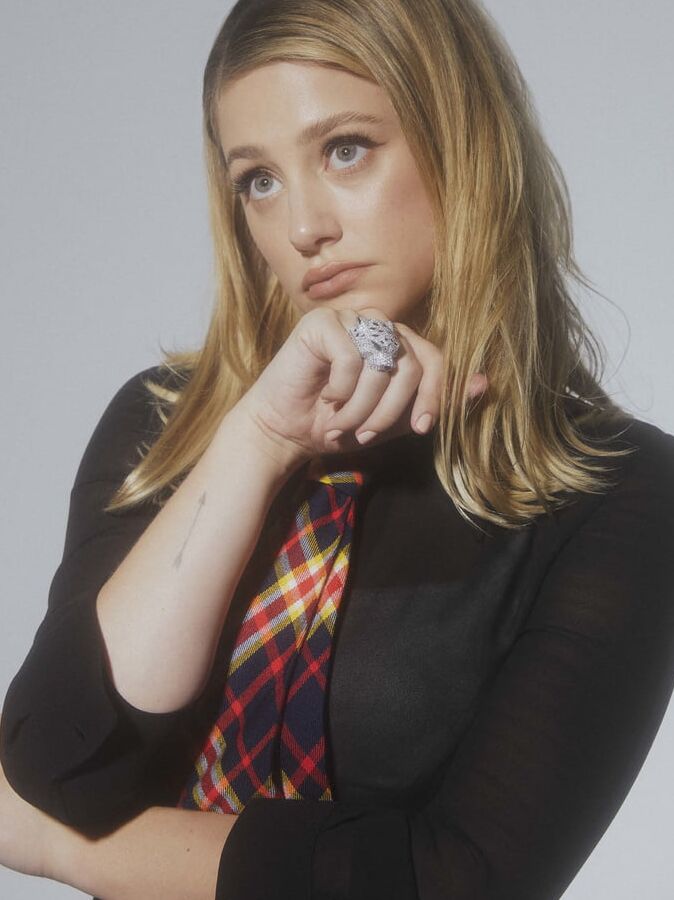 Lili Reinhart