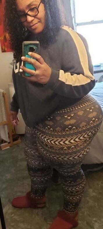 Short sexy chunky mature big booty pear mzthiq bbw