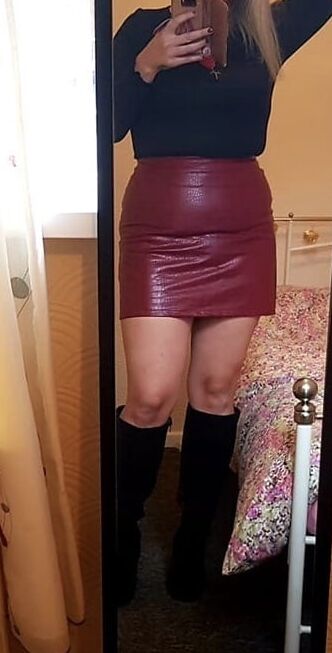 Two kinky school mums