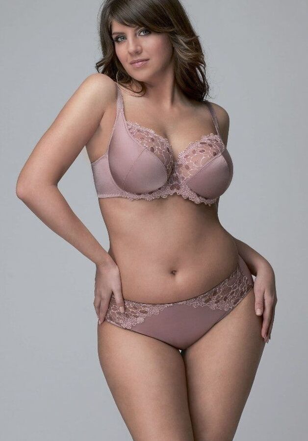 NN MILFs